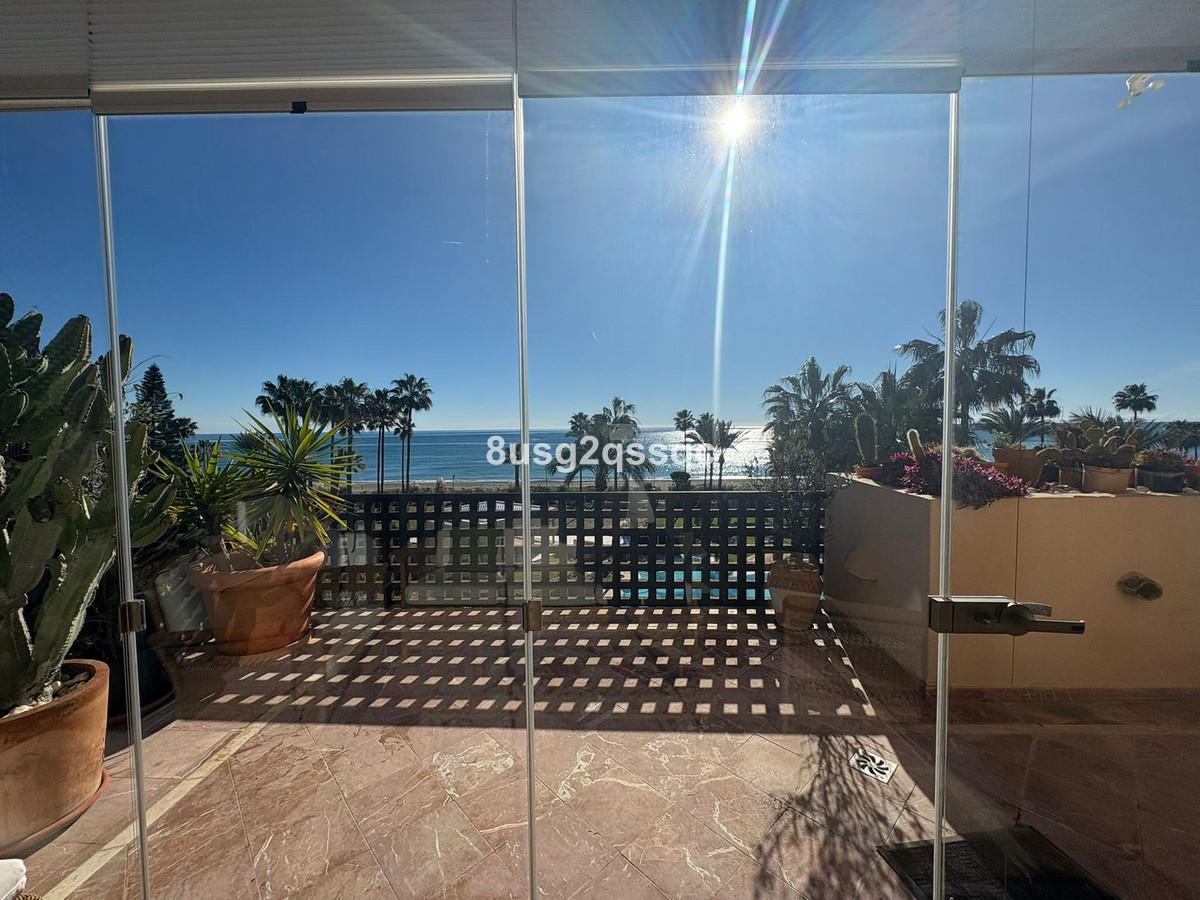 3 Bedroom Penthouse in Estepona - Photo 55
