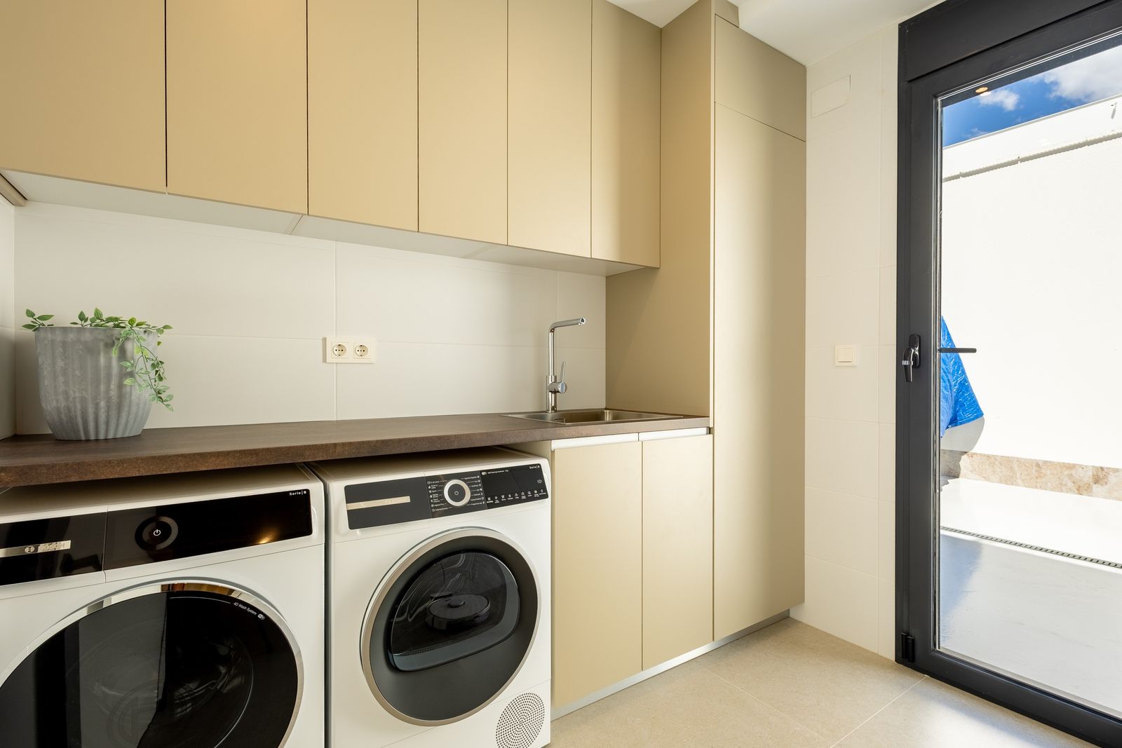 Moradia com 4 quartos com piscina em Alicante, Espanha – Foto 20