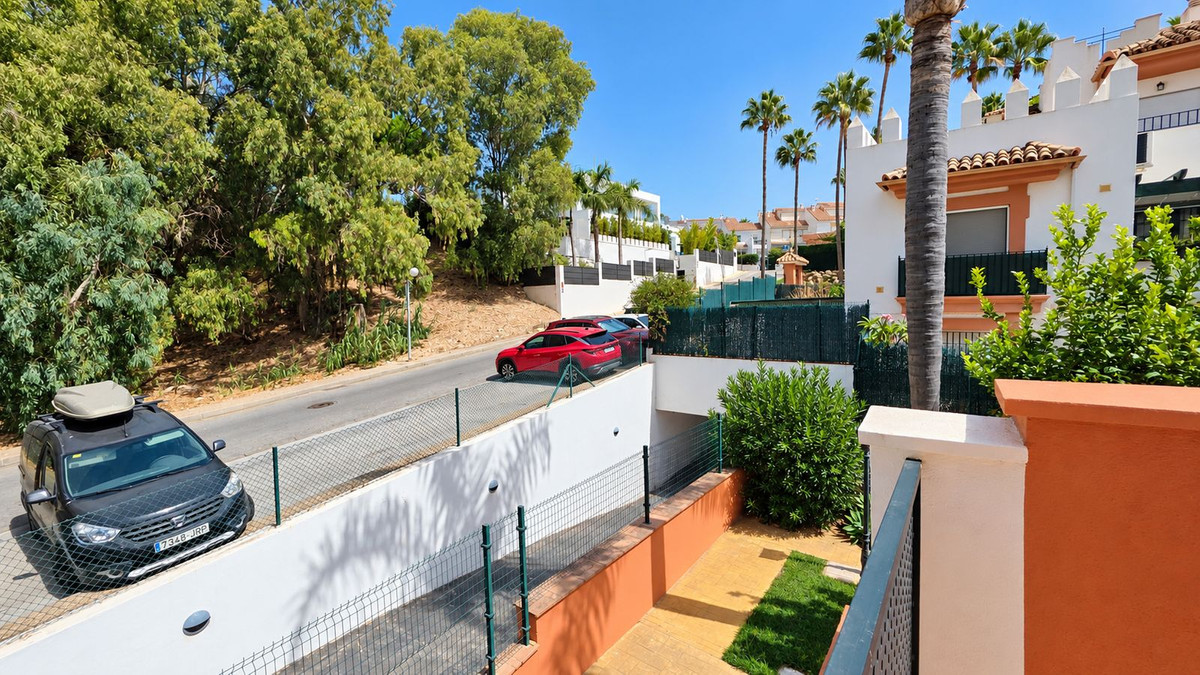 3 Bedroom Apartment in Estepona - Foto 21