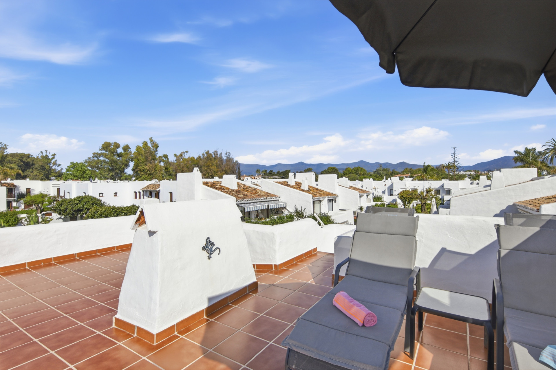 1 Bedroom Apartment in Estepona - Photo 17