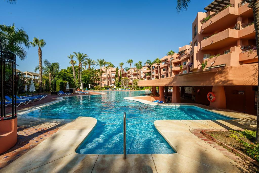 3 Bedroom Apartment in Marbella - Photo 15