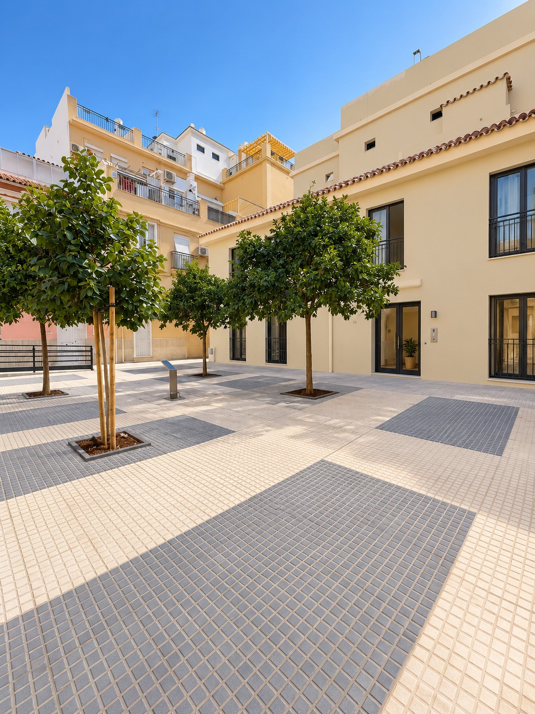 2 Bedroom Apartment in Málaga - Photo 2