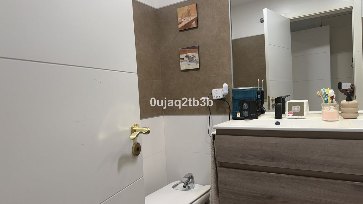 2 Bedroom Apartment in Benahavís - Foto 14