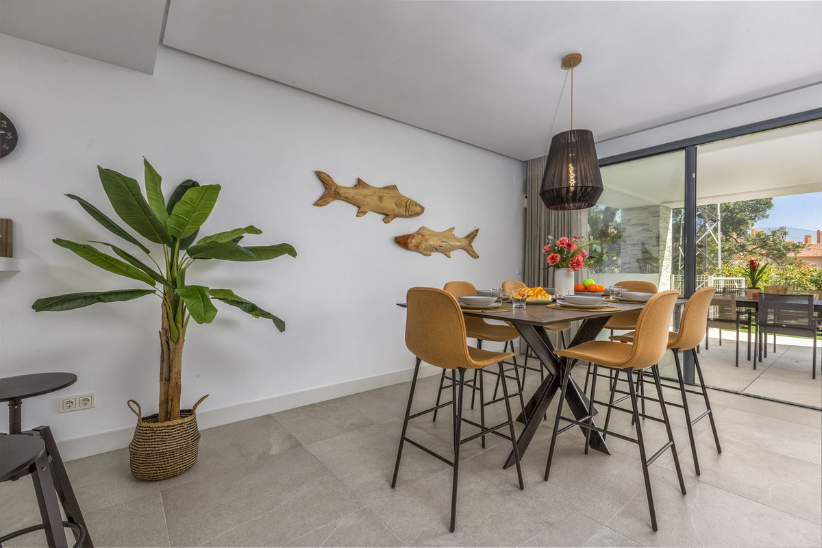 3 Bedroom Apartment in Marbella - Photo 6