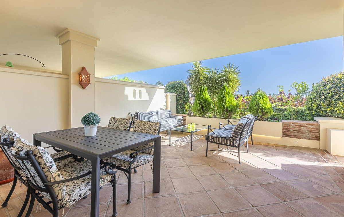 3 Bedroom Apartment in Benahavís - Foto 23