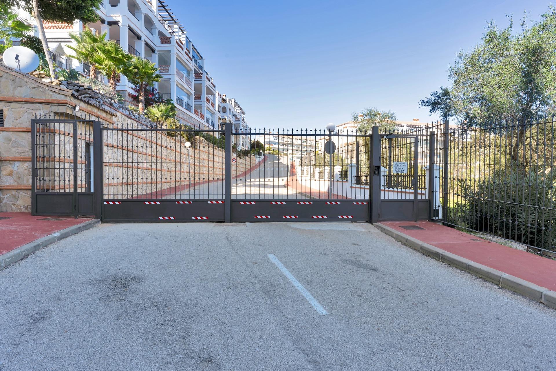 2 Bedroom Penthouse in Mijas - Photo 50