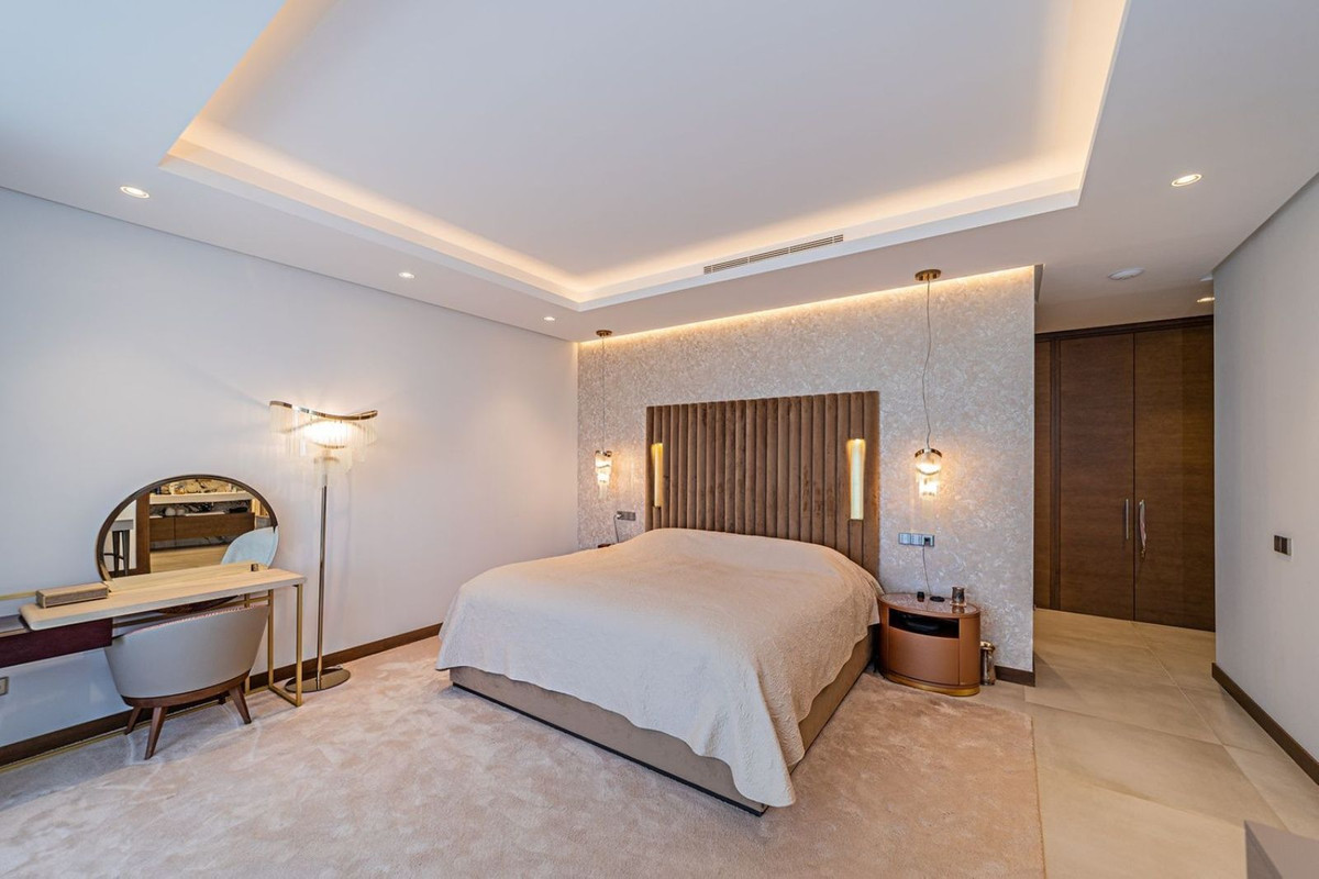 5 Bedroom Villa in Benahavís - Foto 17