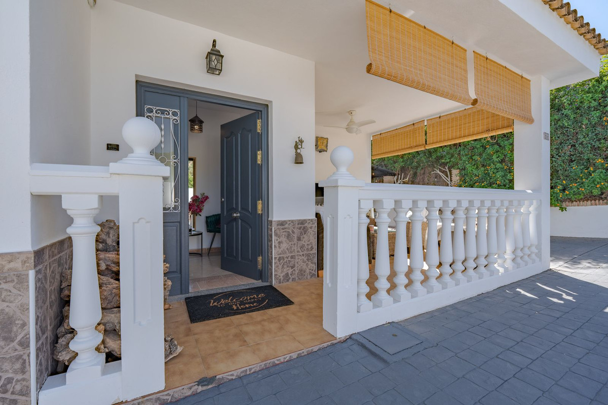 3 Bedroom Villa in Coín - Photo 4