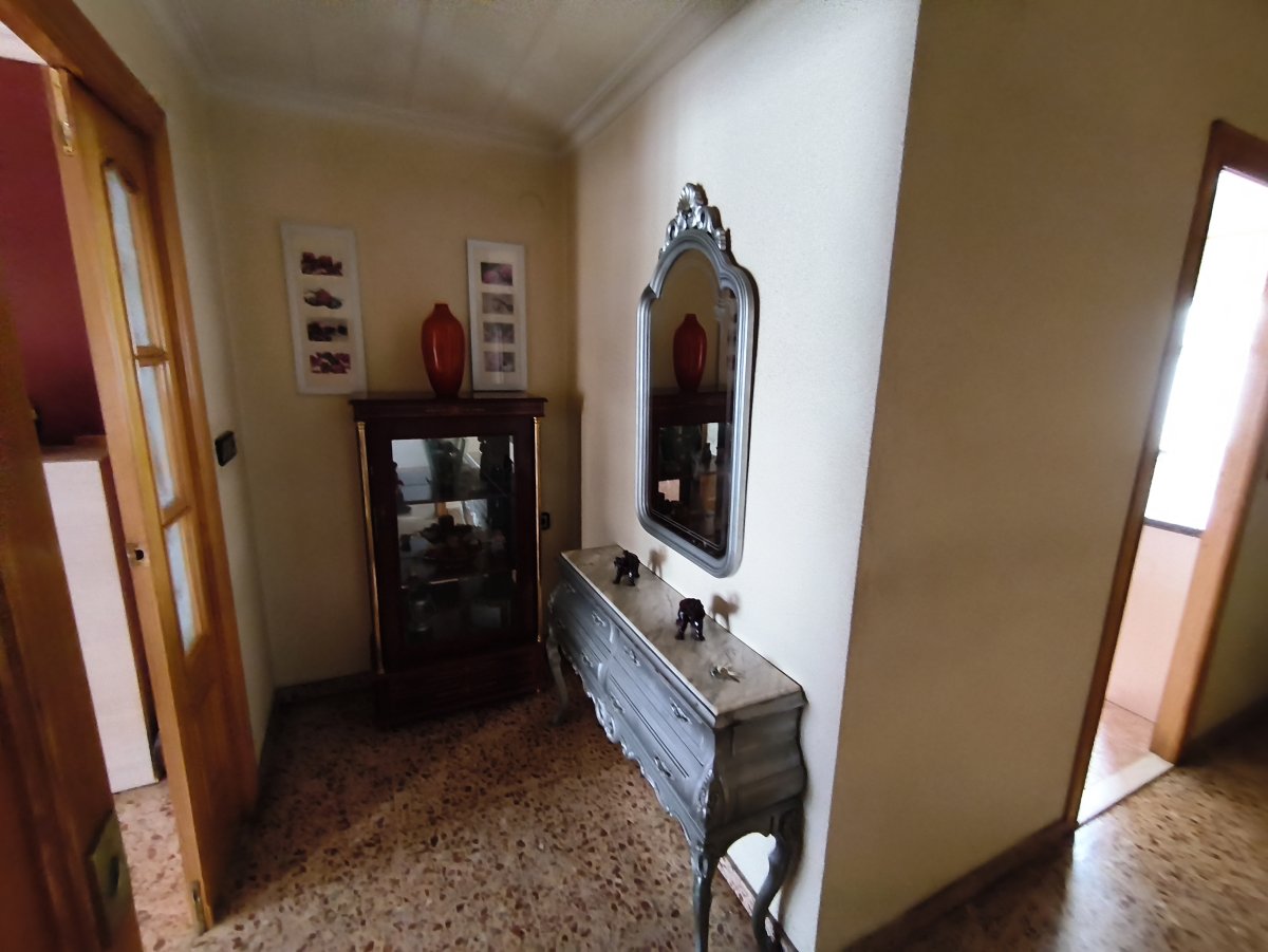 Villa de 3 chambres à Valence, Espagne – Photo 5