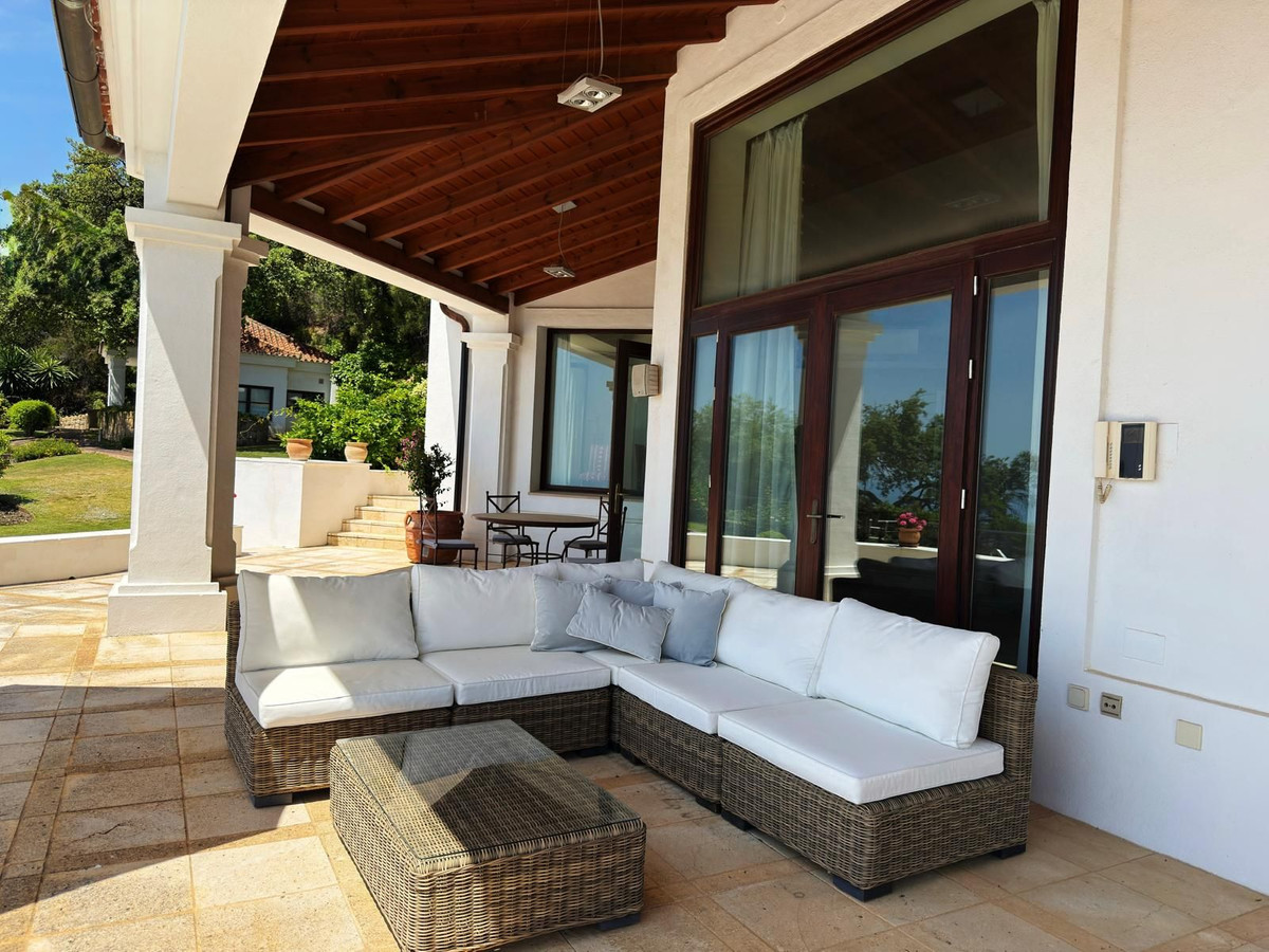 5 Bedroom Villa in Benahavís - Фото 12