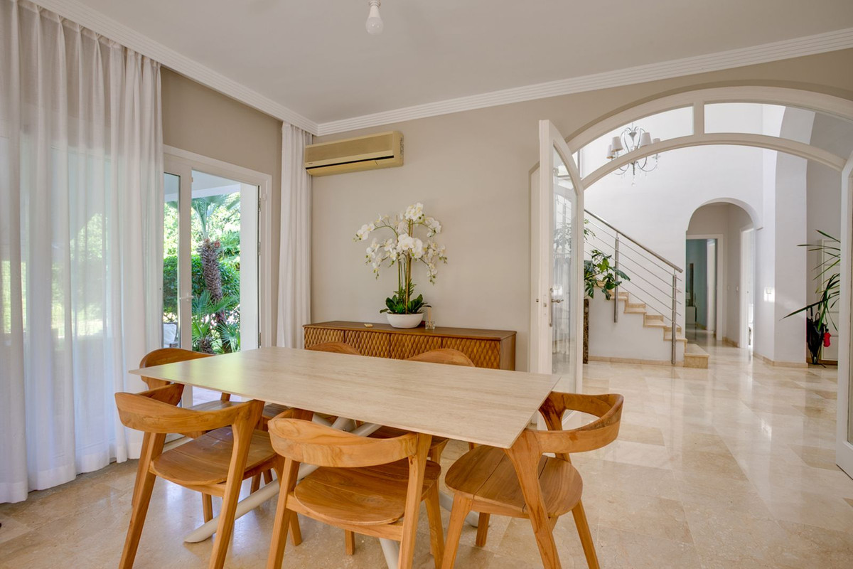3 Bedroom Villa in Estepona - Foto 9