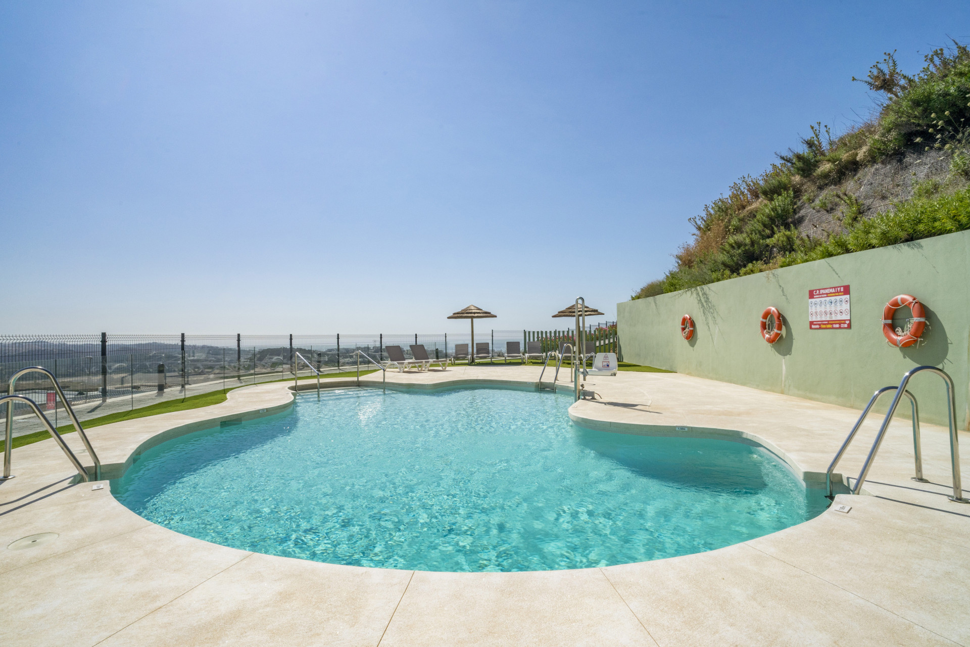 2 Bedroom Penthouse in Mijas - Photo 4