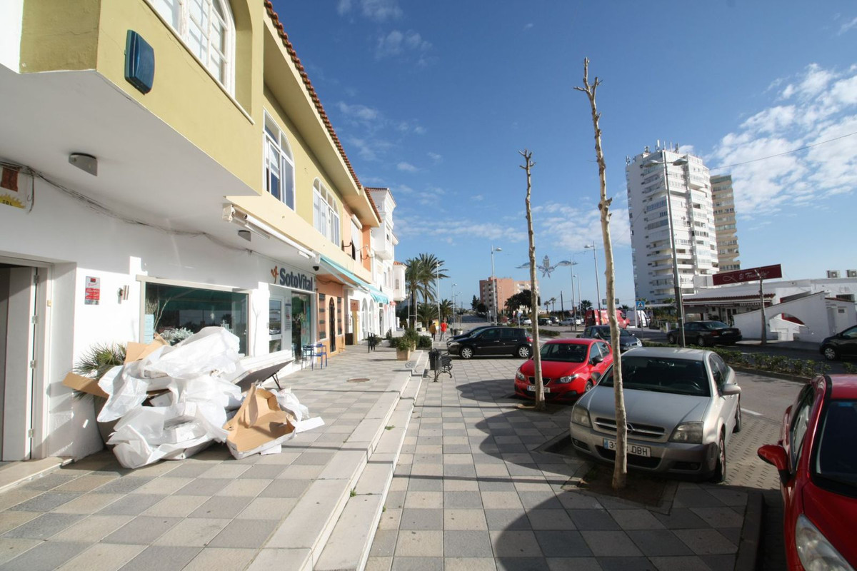 Locale commerciale a Cadice, Spagna – Foto 7