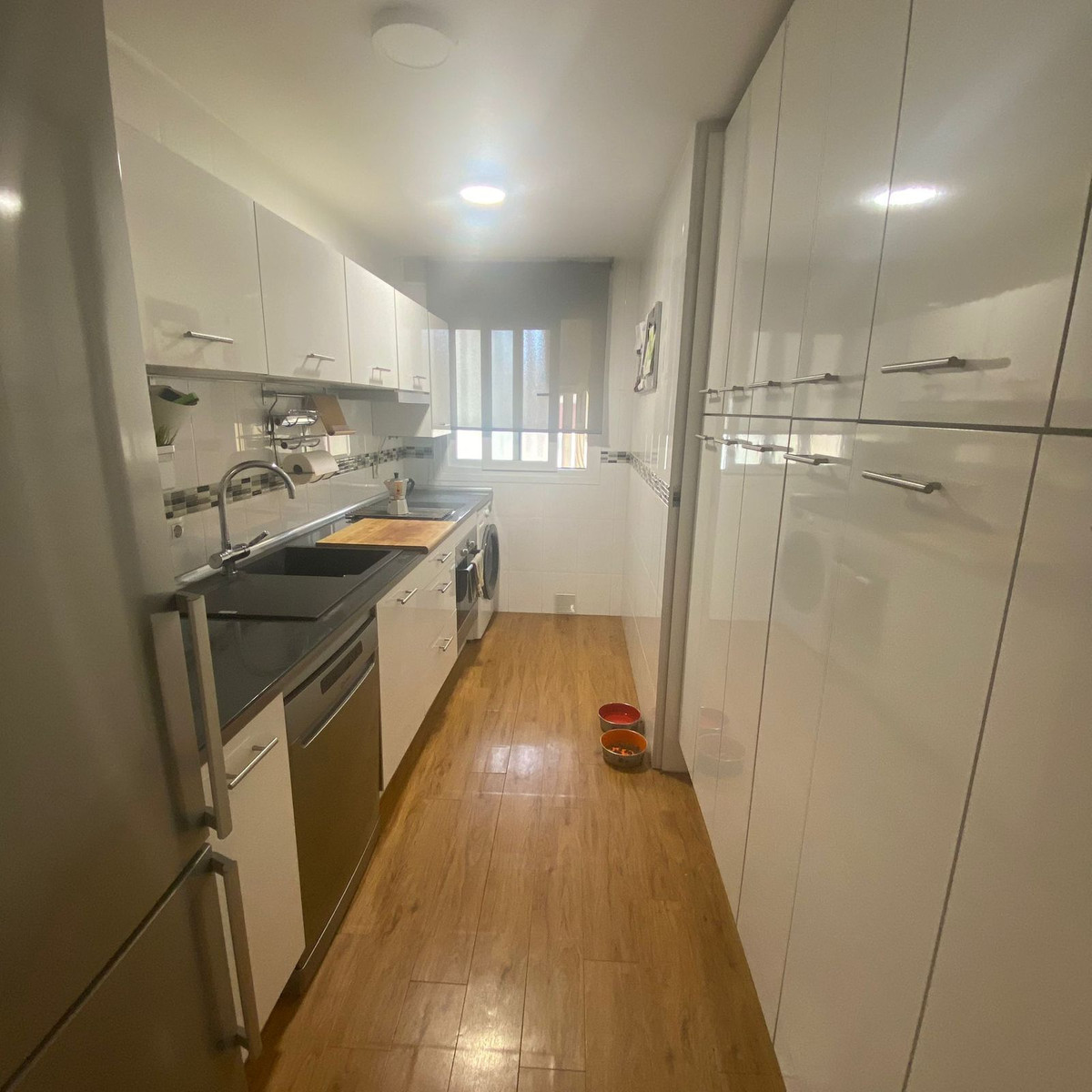3 Bedroom Apartment in Marbella - Photo 8