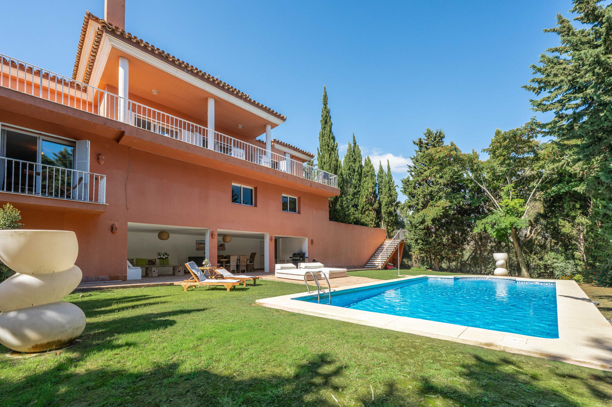 5 Bedroom Villa in Sotogrande - Photo 48