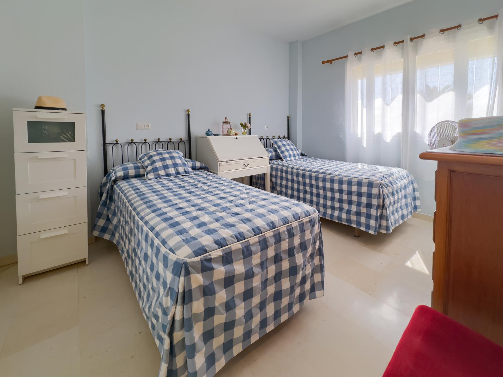 3 Bedroom Apartment in Fuengirola - Photo 31