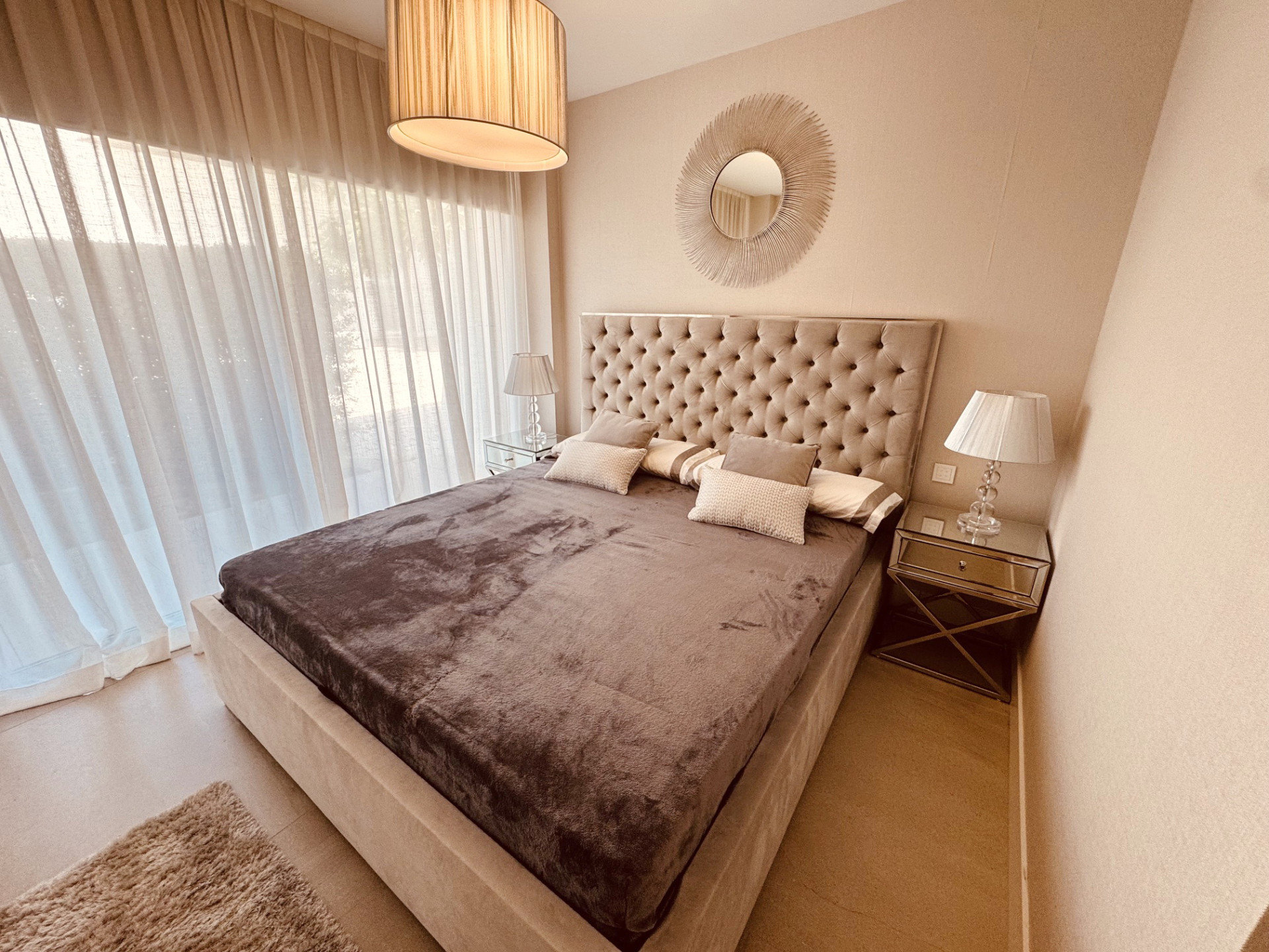 2 Bedroom Apartment in Estepona - Photo 8