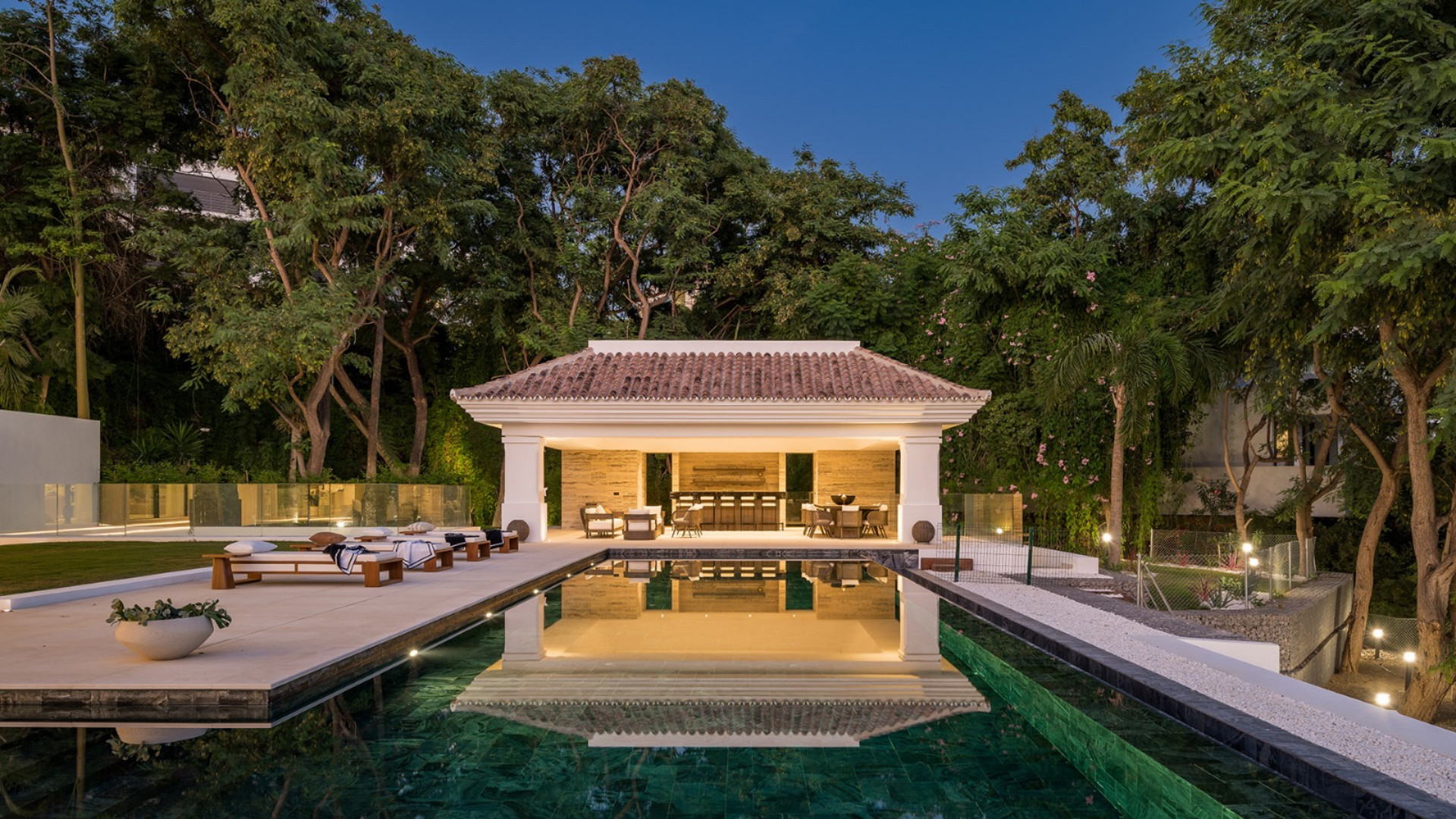 7 Bedroom Villa in Benahavís - Foto 27