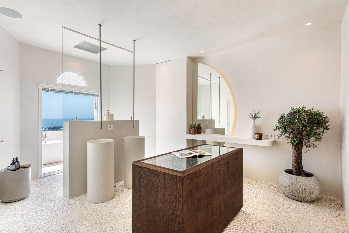 Piso de 3 dormitorios con piscina en Málaga – Foto 27