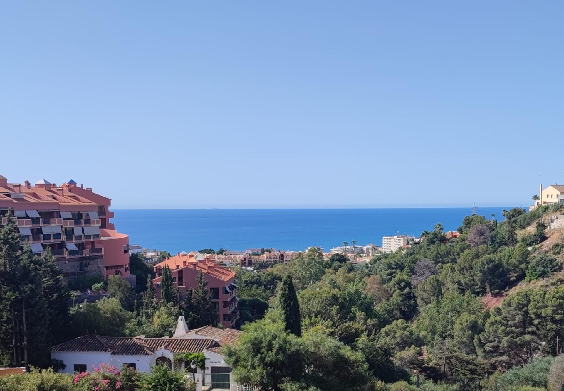 4 Bedroom Townhouse in Fuengirola - Photo 14