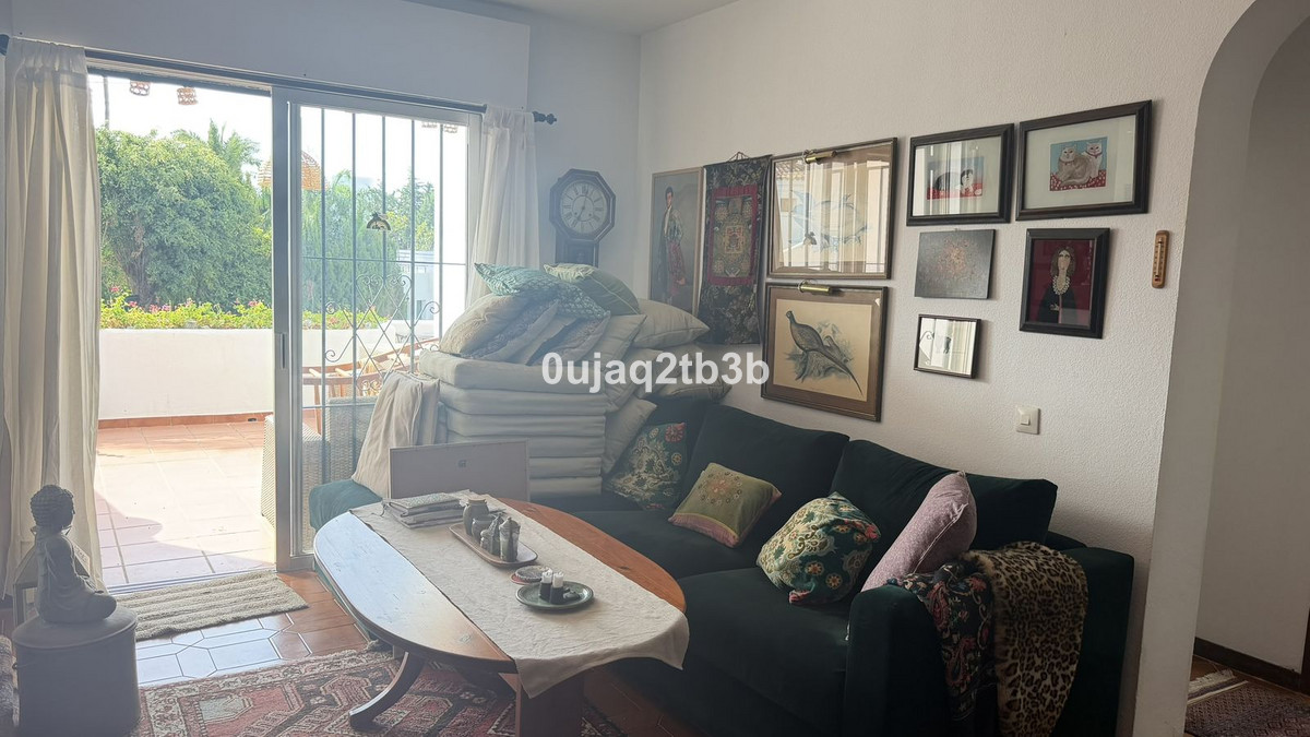 2 Bedroom Apartment in Marbella - Photo 12