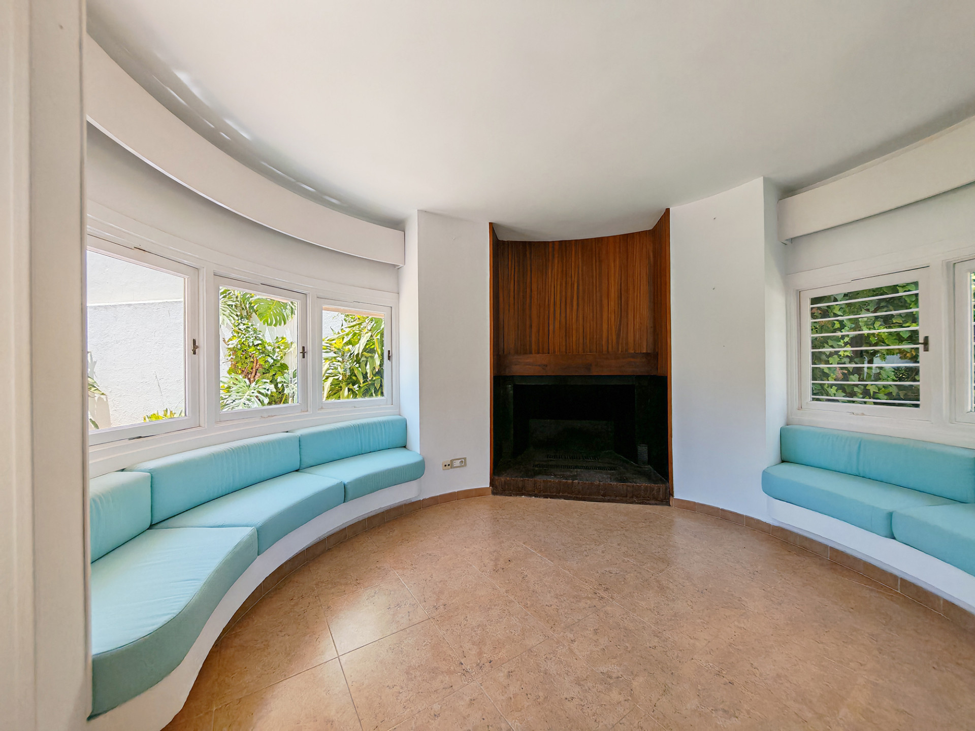 4 Bedroom Villa in Fuengirola - Photo 6