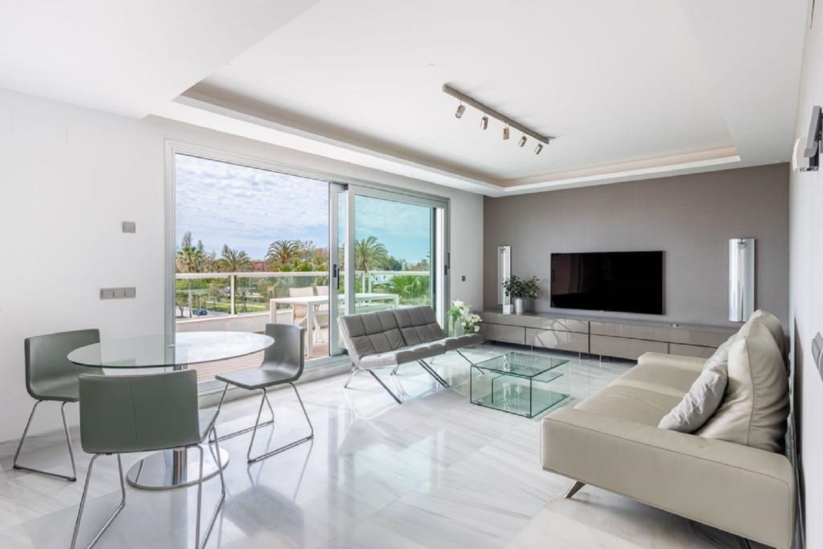Apartamento com 3 quartos com piscina em Málaga, Espanha – Foto 2