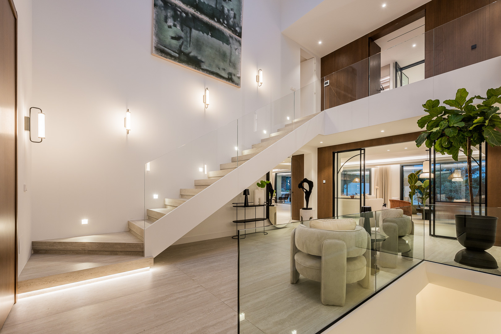 6 Bedroom Villa in Marbella - Photo 24
