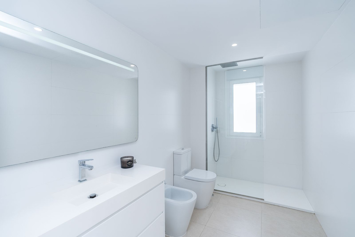 3 Bedroom Villa in Estepona - Photo 15