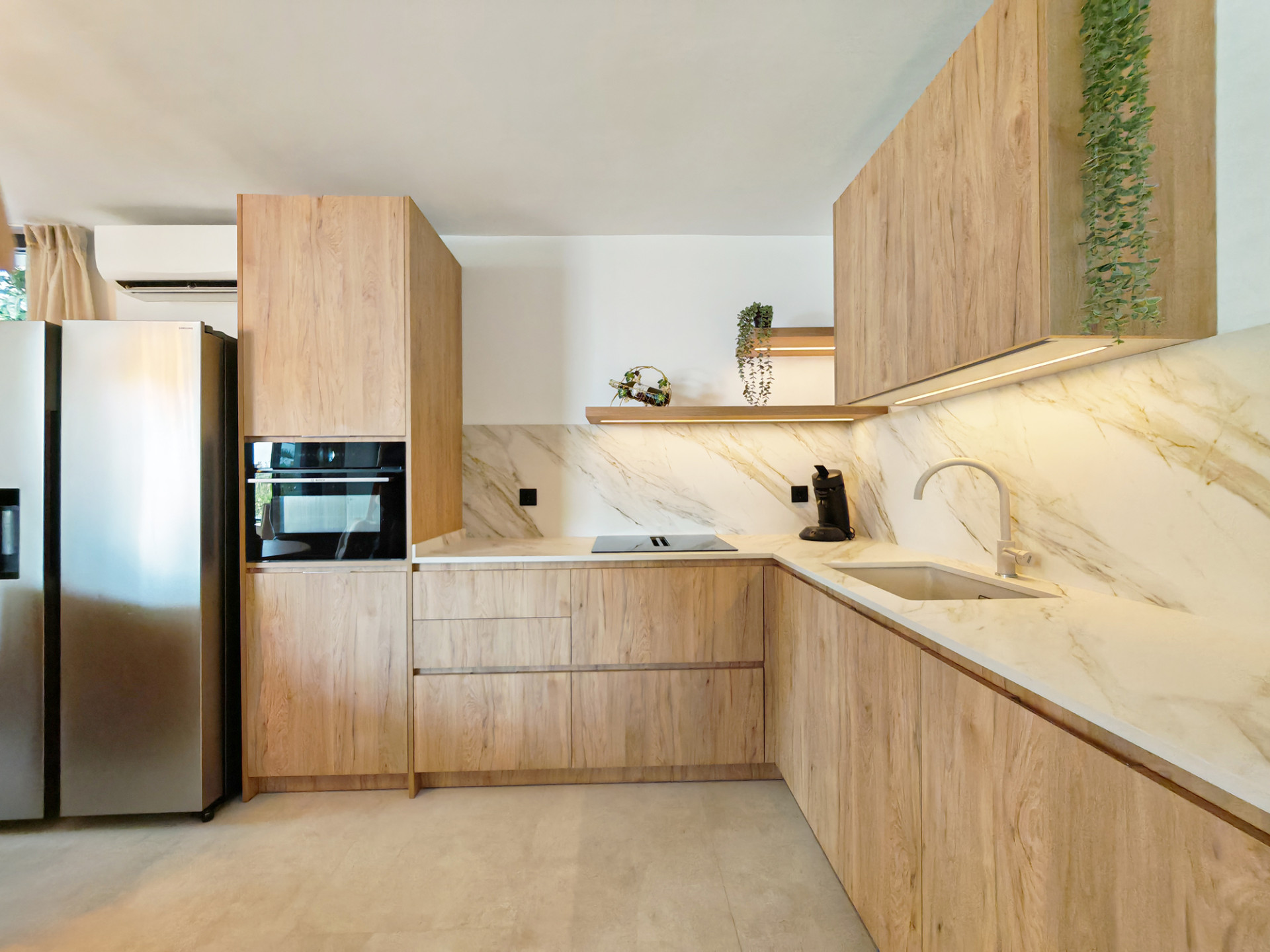 8 Bedroom Villa in Marbella - Photo 21