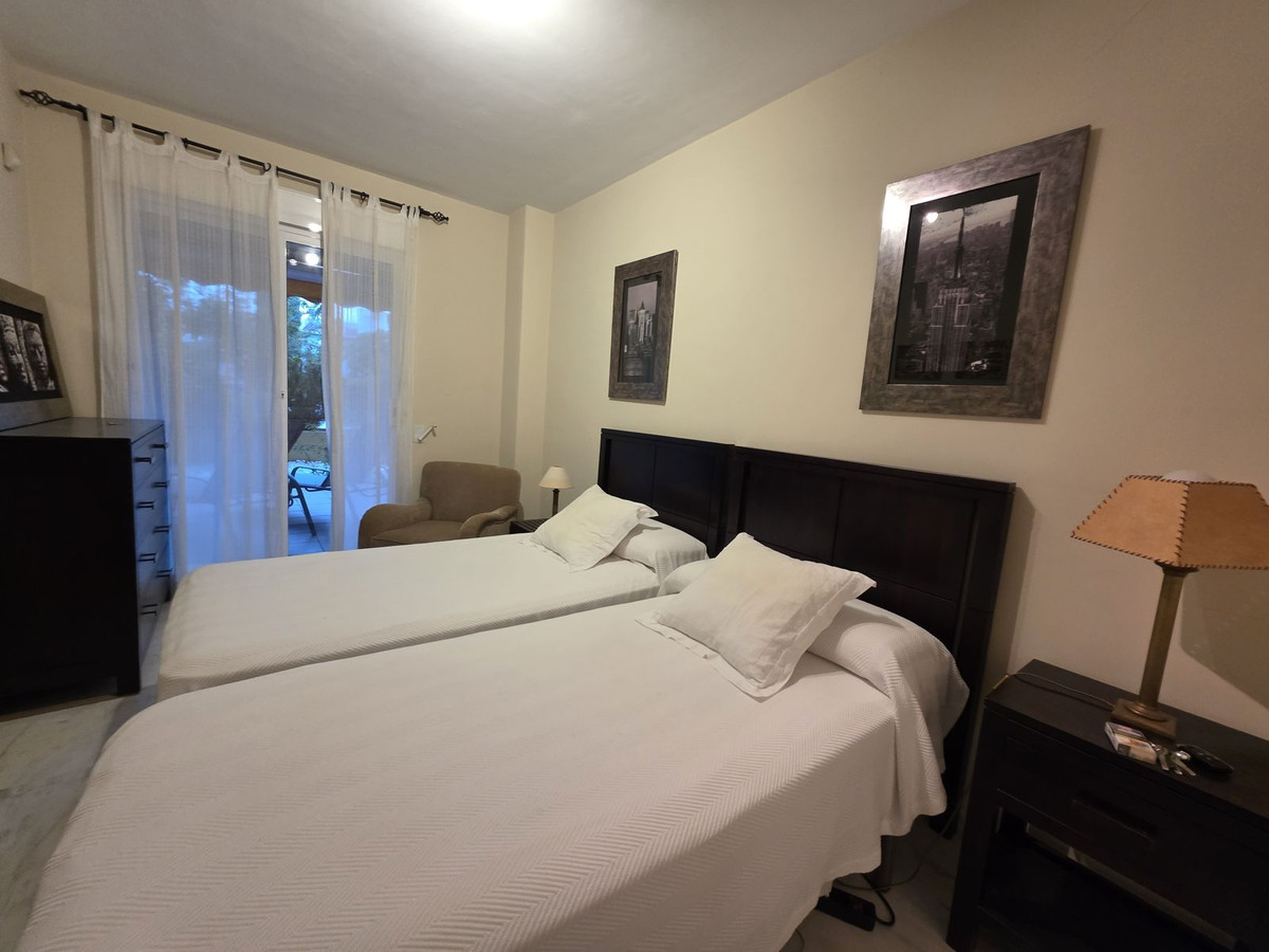 2 Bedroom Apartment in Marbella - Photo 7