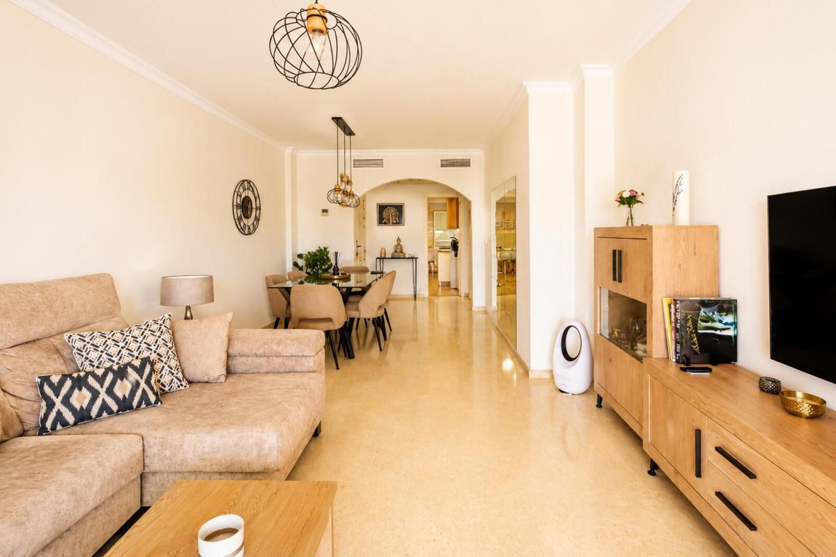 2 Bedroom Apartment in Marbella - Foto 13