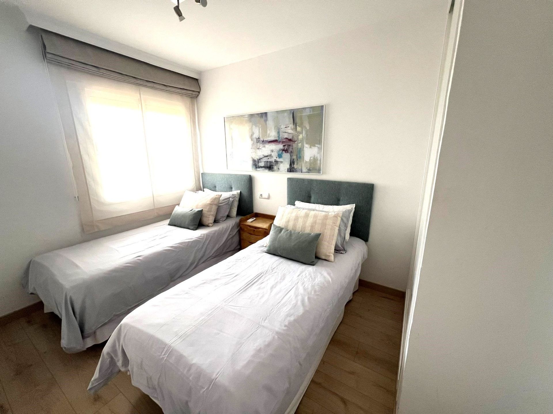 2 Bedroom Apartment in Fuengirola - Photo 6