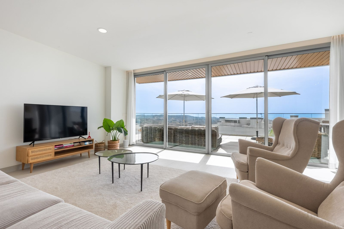 3 Bedroom Apartment in Mijas - Photo 4