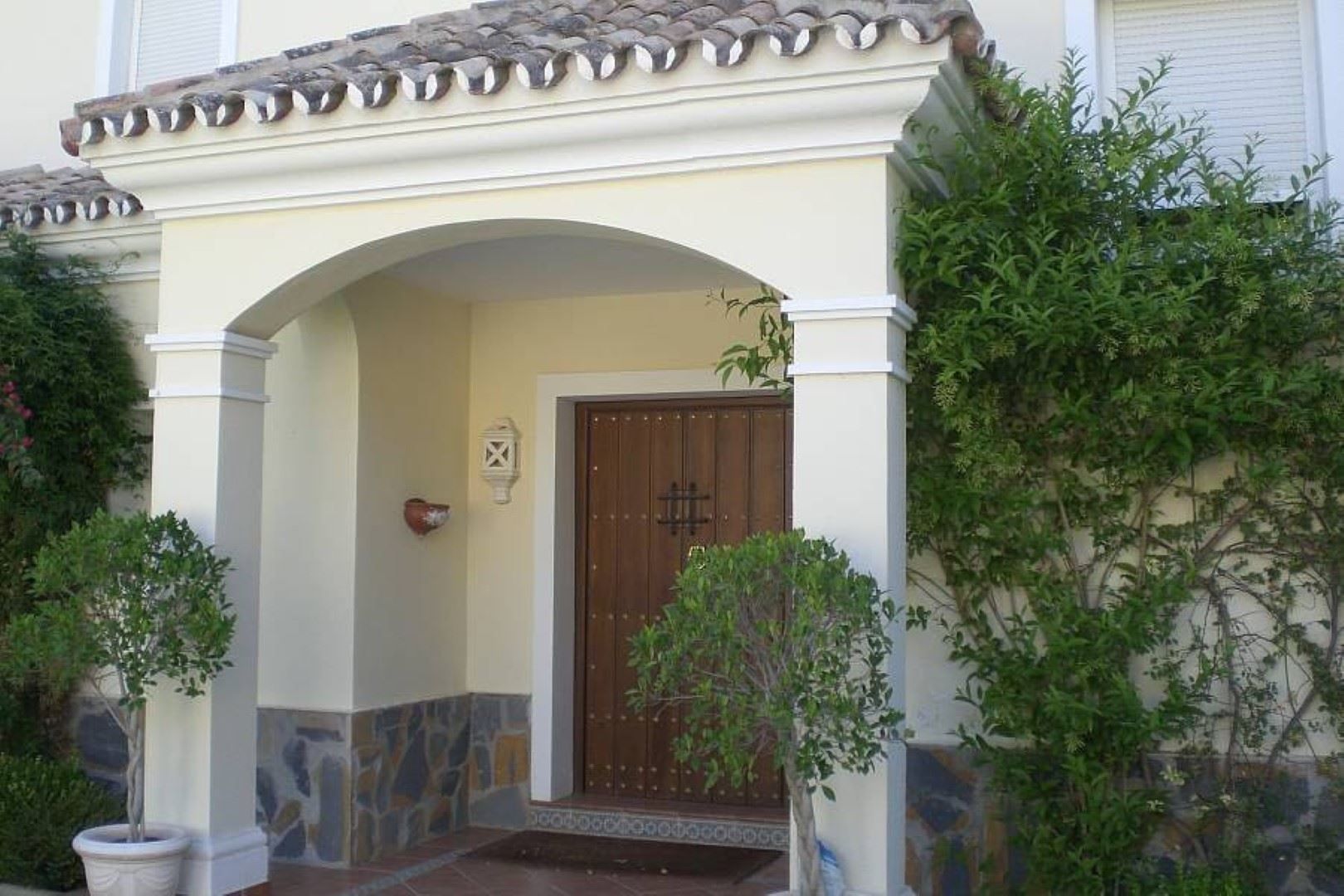 6 Bedroom Villa in Marbella - Photo 2