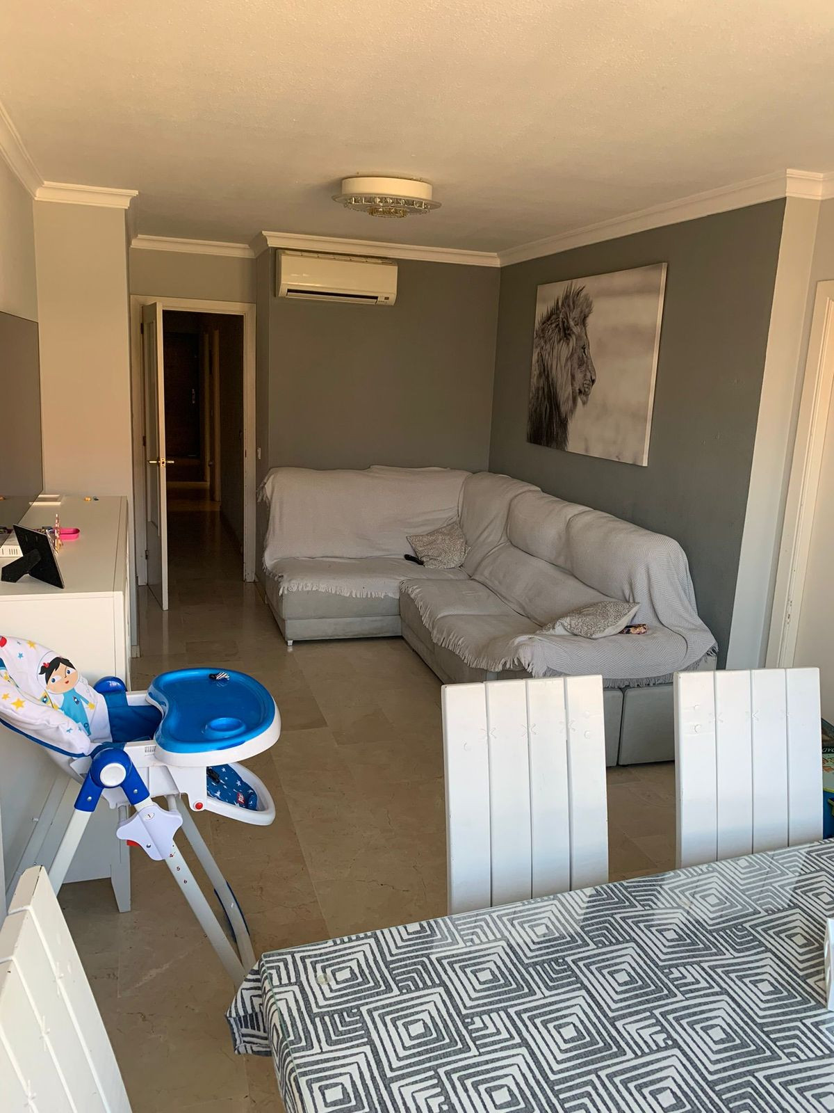 3 Bedroom Apartment in Fuengirola - Photo 4