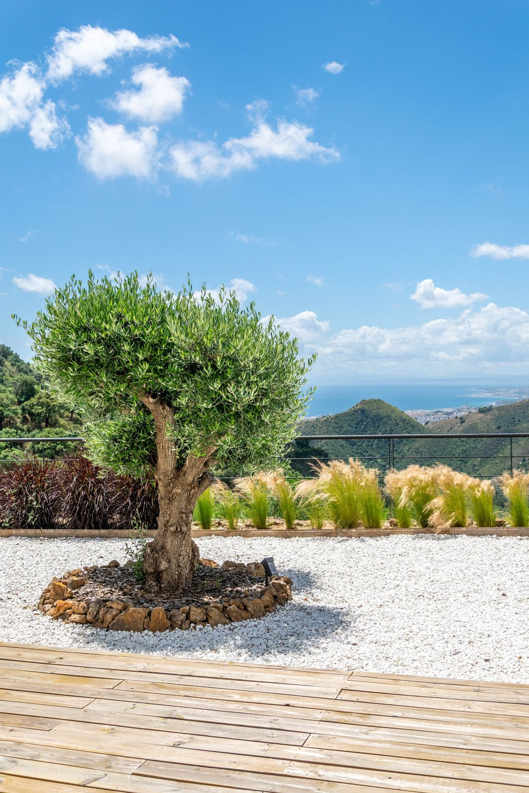 2 Bedroom Villa in Marbella - Photo 14