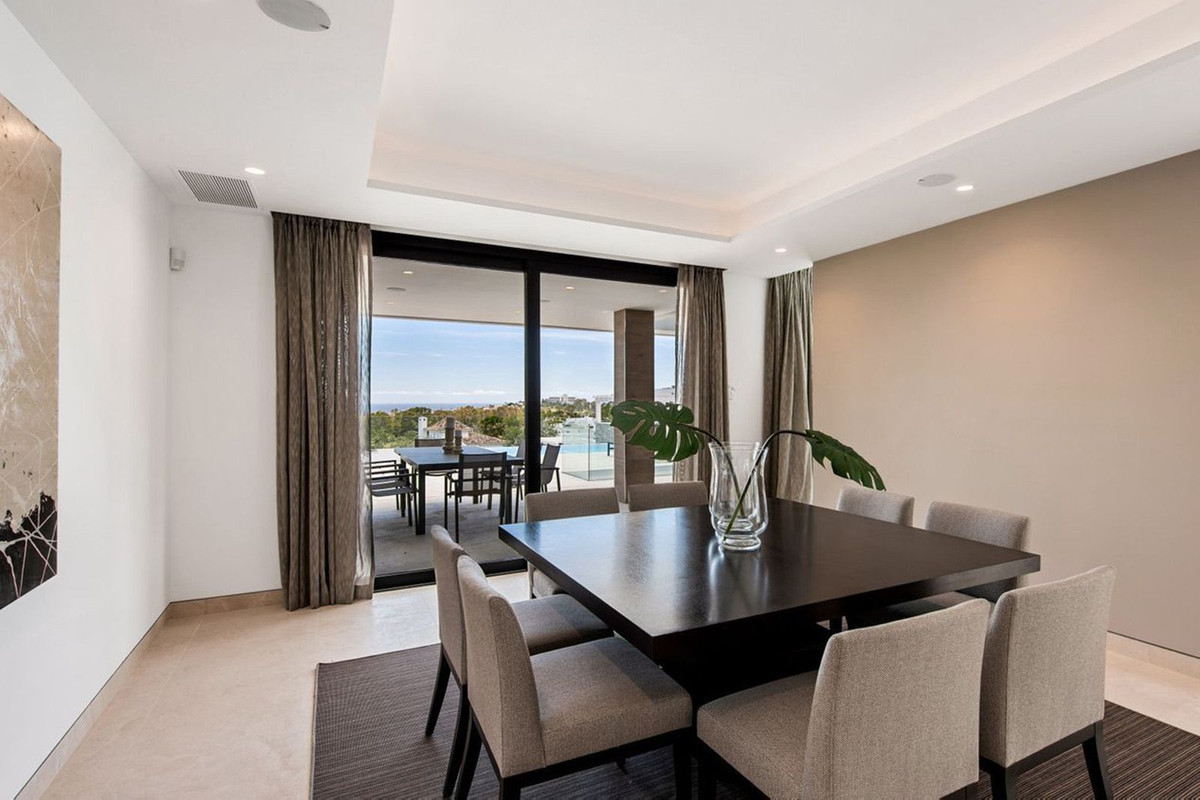 5 Bedroom Villa in Benahavís - Фото 18