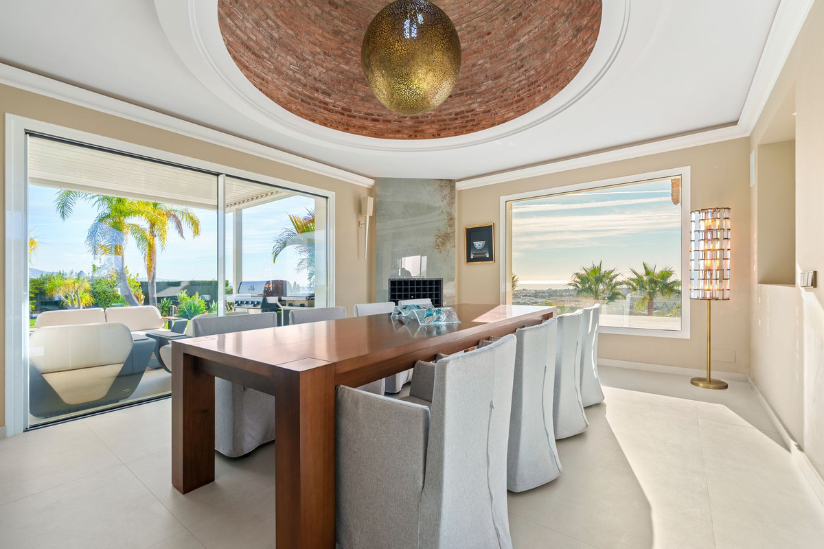 9 Bedroom Villa in Benahavís - Foto 3
