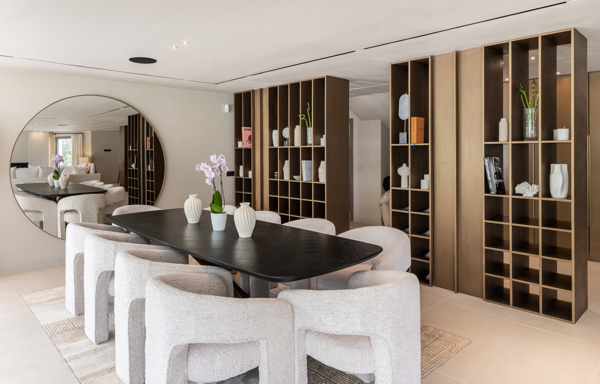5 Bedroom Villa in Estepona - Photo 5