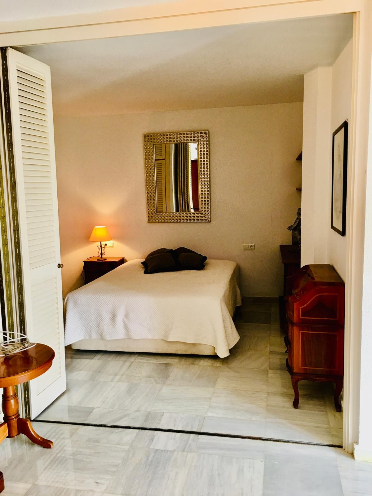 2 Bedroom Apartment in Marbella - Photo 17