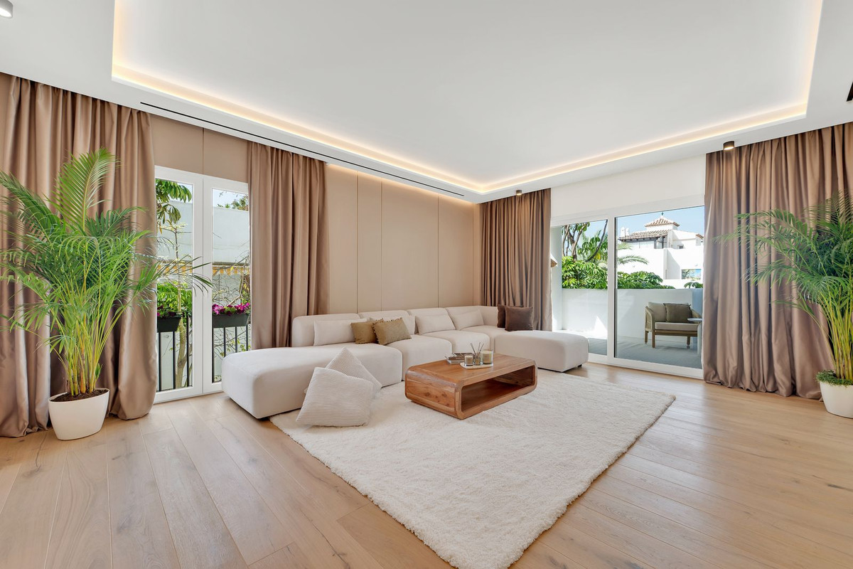3 Bedroom Apartment in Marbella