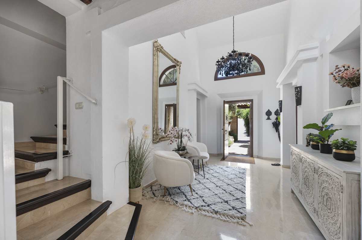 4 Bedroom Villa in Estepona - Foto 30