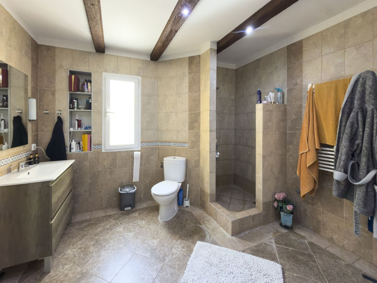 5 Bedroom Villa in Coín - Photo 54