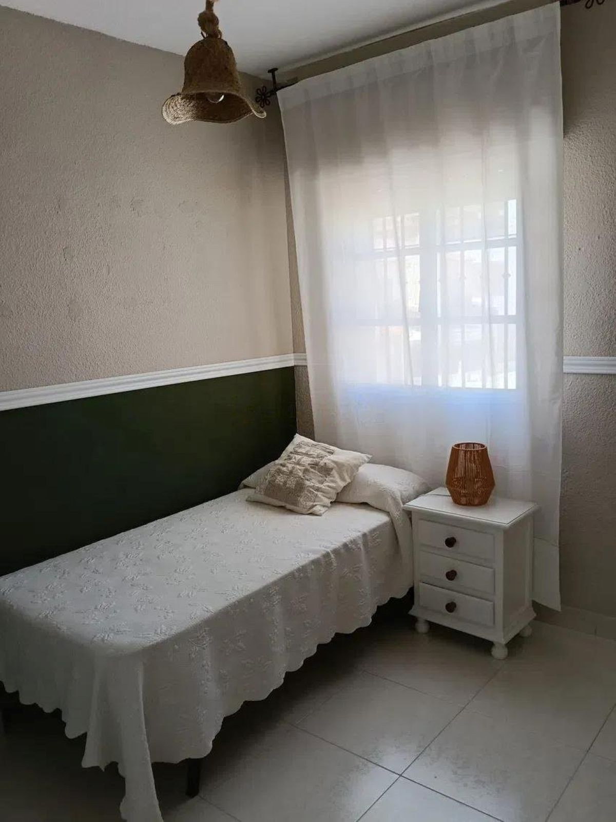 3 Bedroom Townhouse in Torremolinos - Photo 29