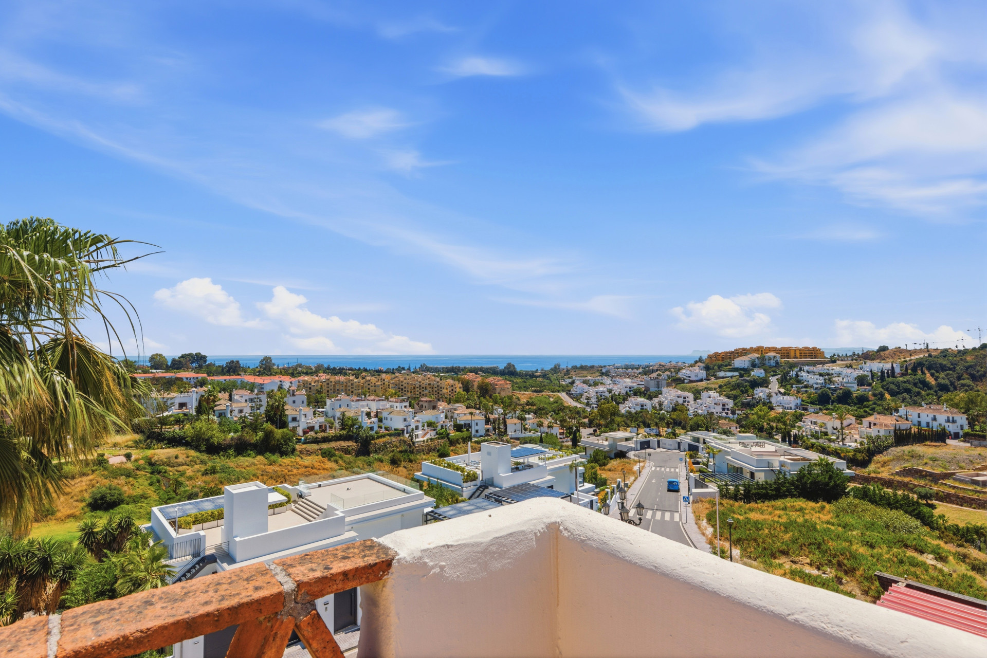 2 Bedroom Penthouse in Estepona - Foto 2