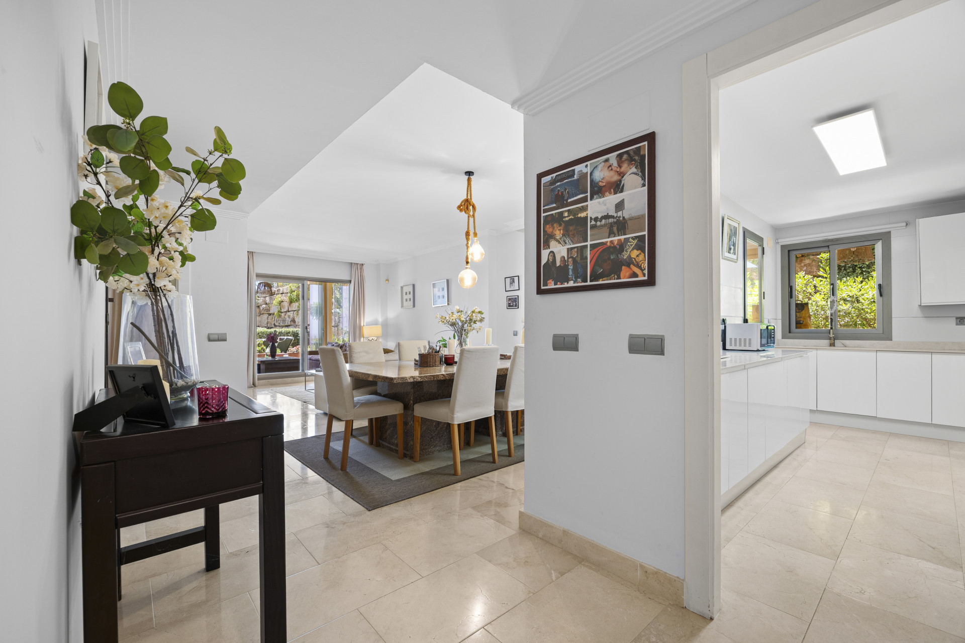 3 Bedroom Apartment in Benahavís - Foto 5
