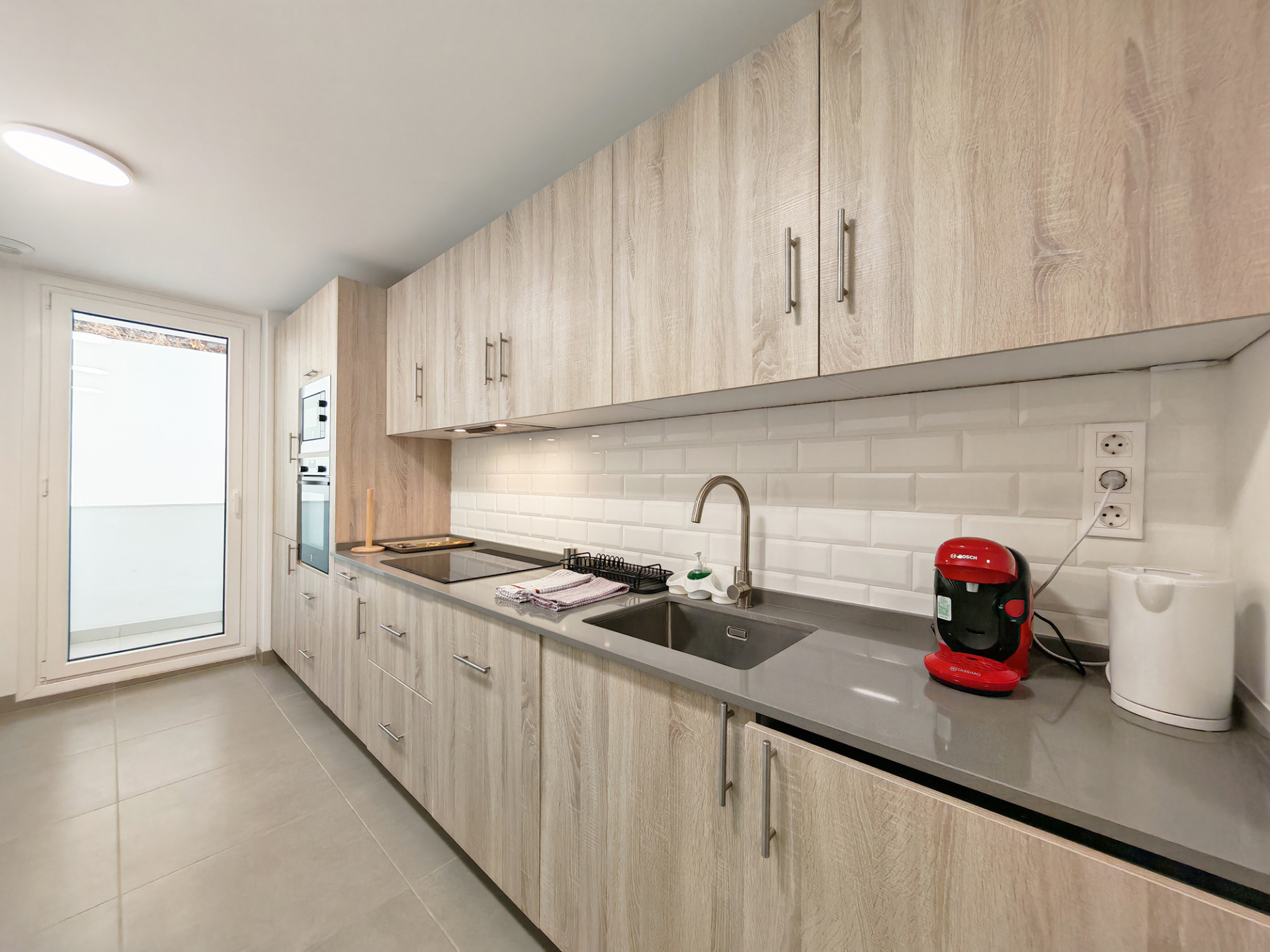3 Bedroom Apartment in Estepona - Photo 7
