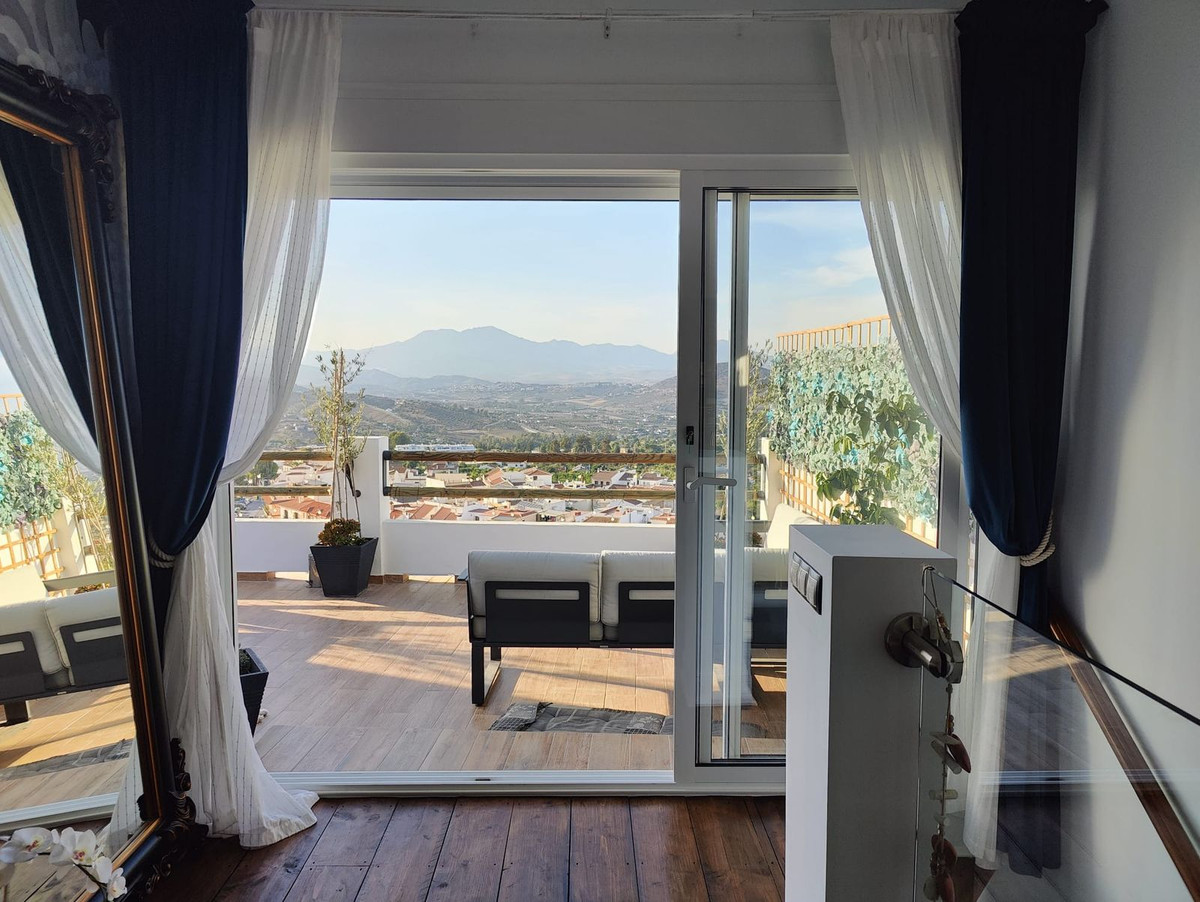 4 Bedroom Townhouse in Alhaurín el Grande
