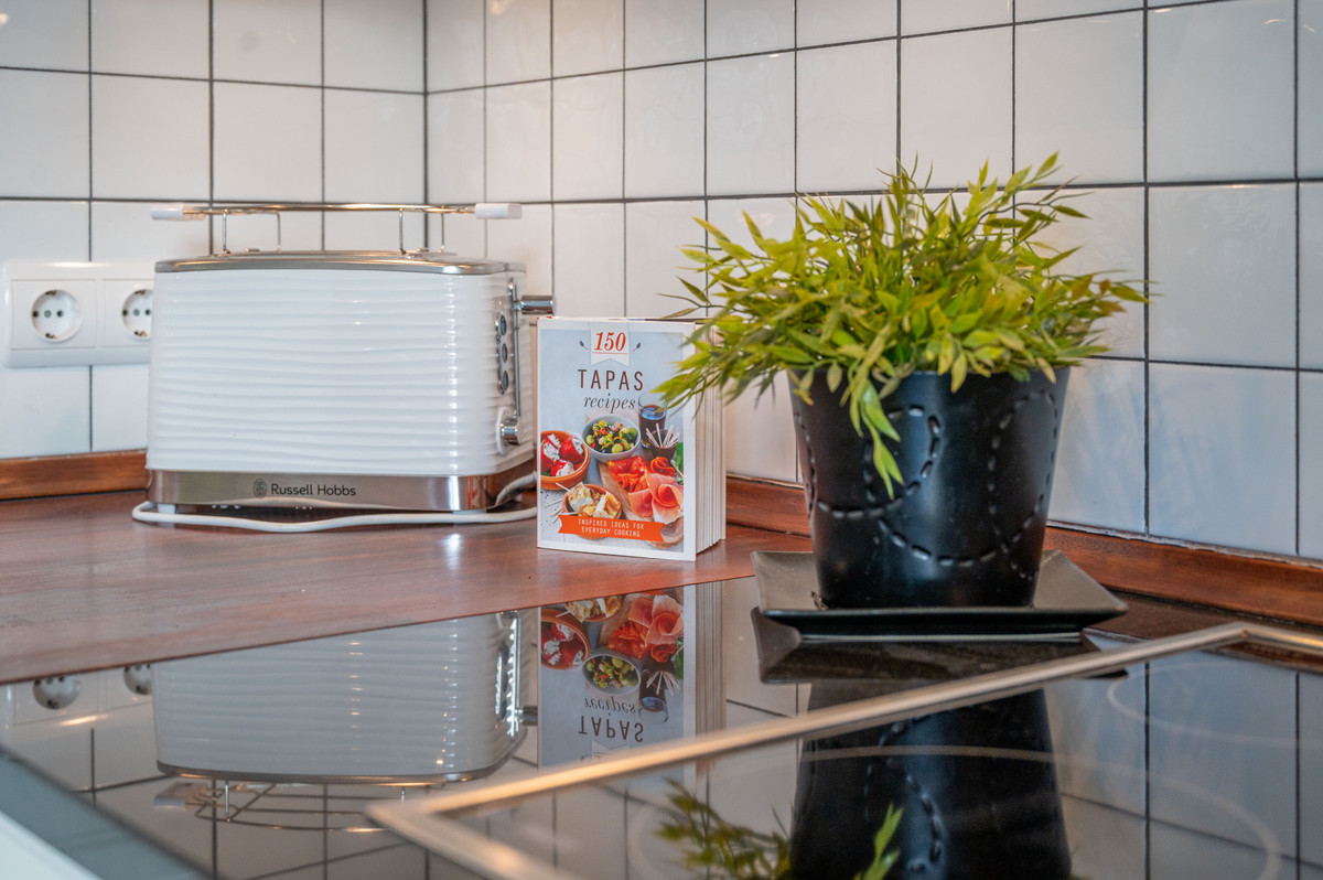 3 Bedroom Townhouse in Marbella - Photo 9